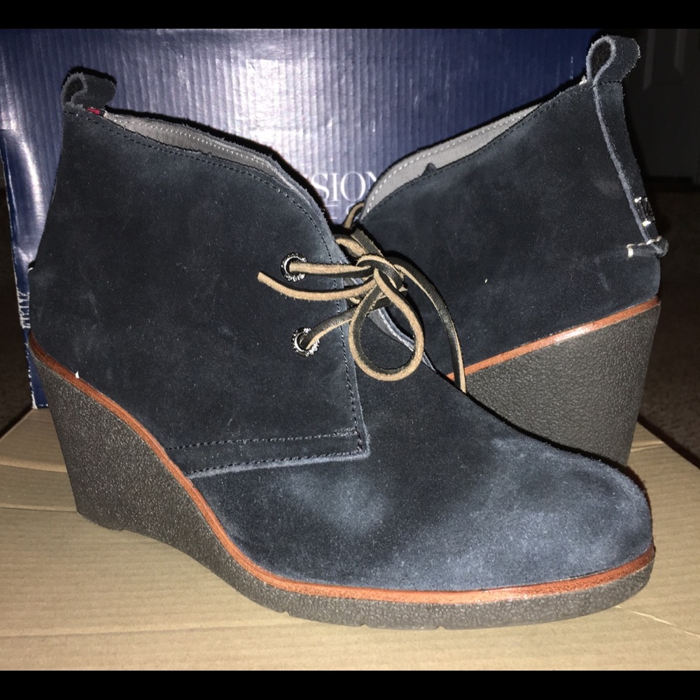 Sperry Harlow black suede wedge 8.5M like new